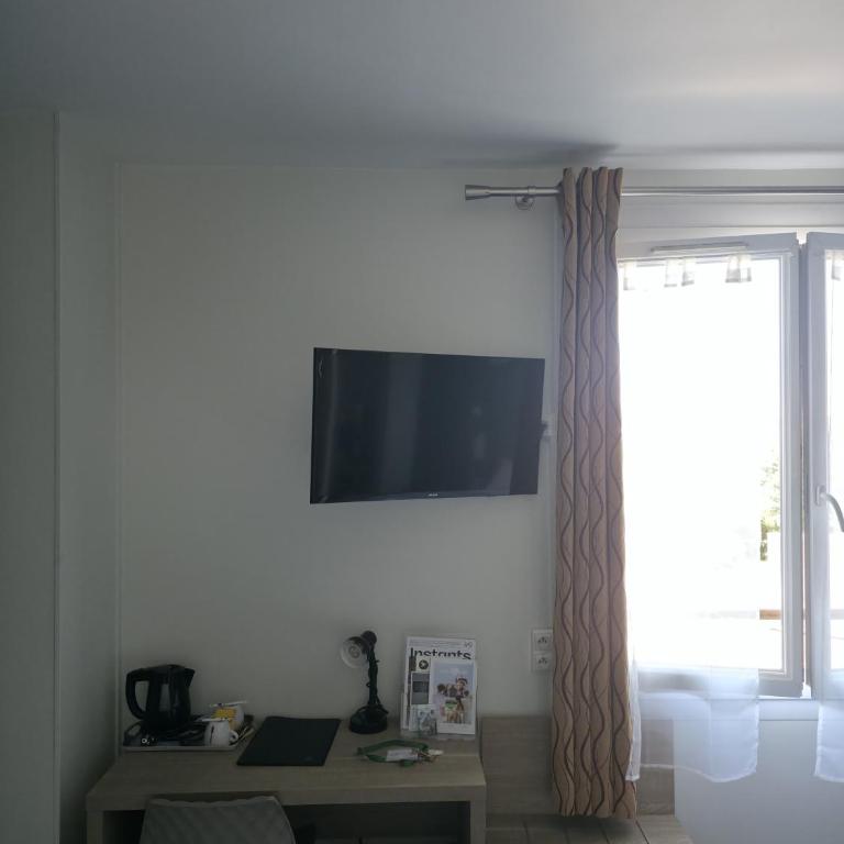 The Originals City, Hôtel Le Savoy, Caen - Chambre Quadruple - 4