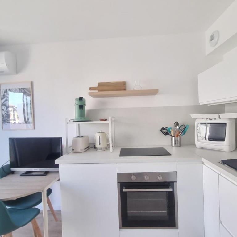 AC studio with balcony in central Arcachon - Studio - 5