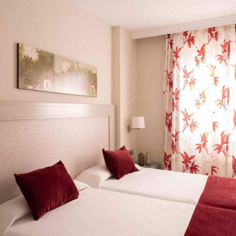 Ona Marinas de Nerja Spa Resort - Apartamento de 2 dormitorios con terraza (2 adultos) - 3