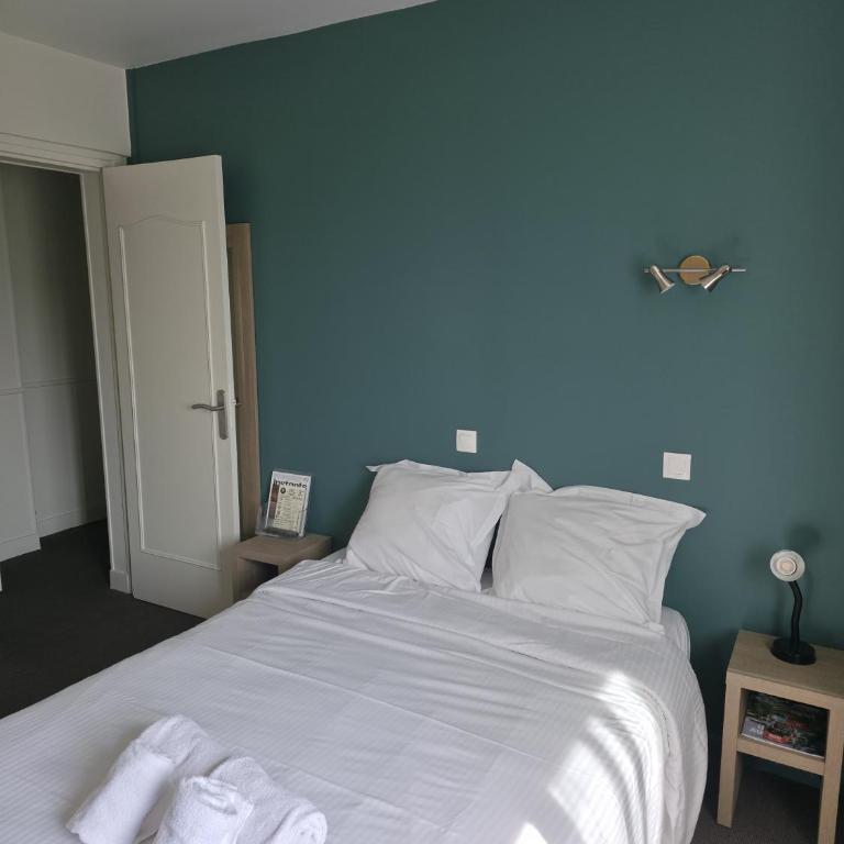 The Originals City, Hôtel Le Savoy, Caen - Chambre Quadruple - 5