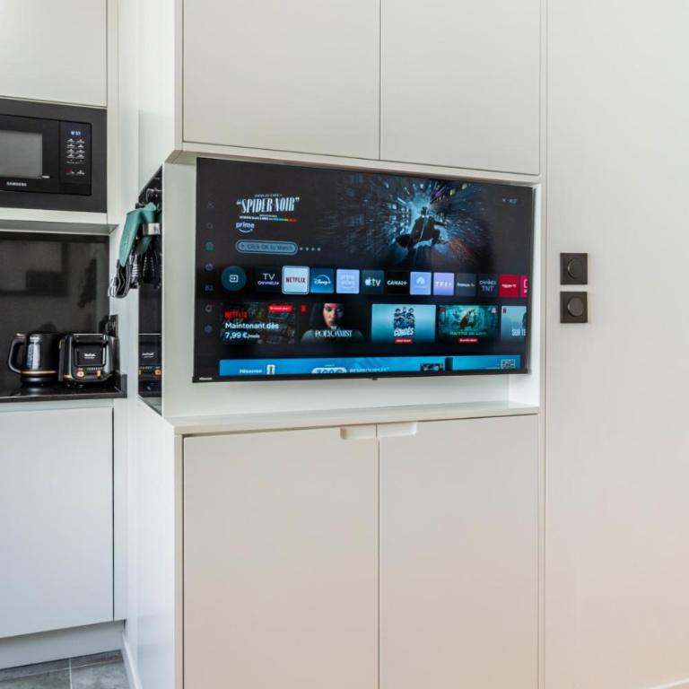 Climatisé, Luxe, Refait à neuf, à 300m de la gare SNCF - Apartment mit 1 Schlafzimmer - 2