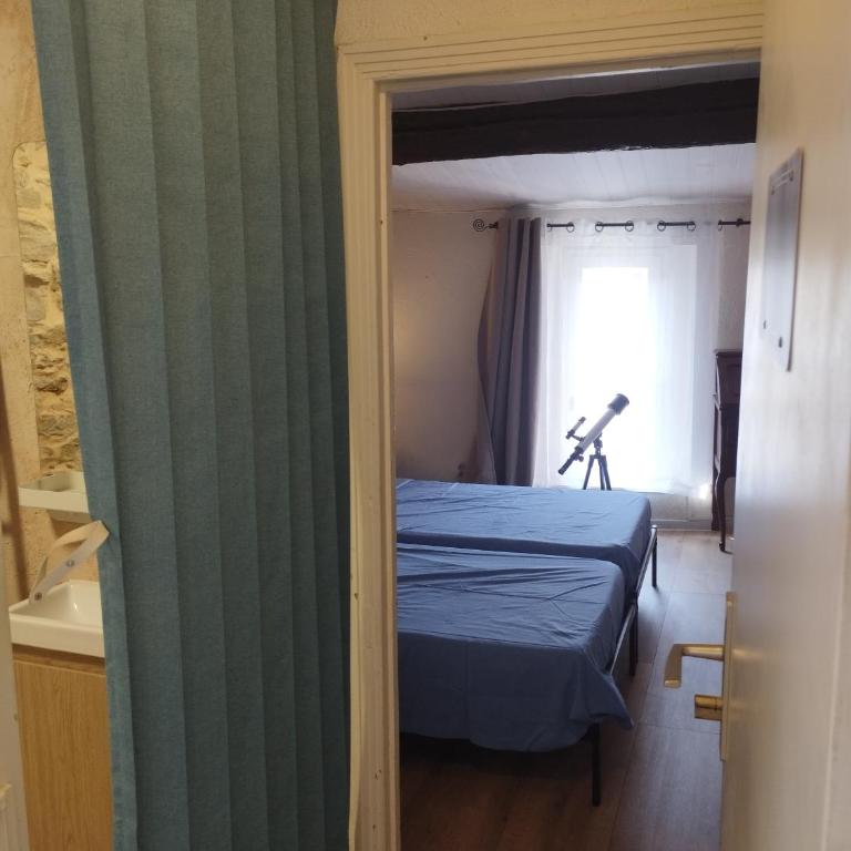 Chez Jérôme, au pied de la cité médiévale - Maison 2 Chambres - 28