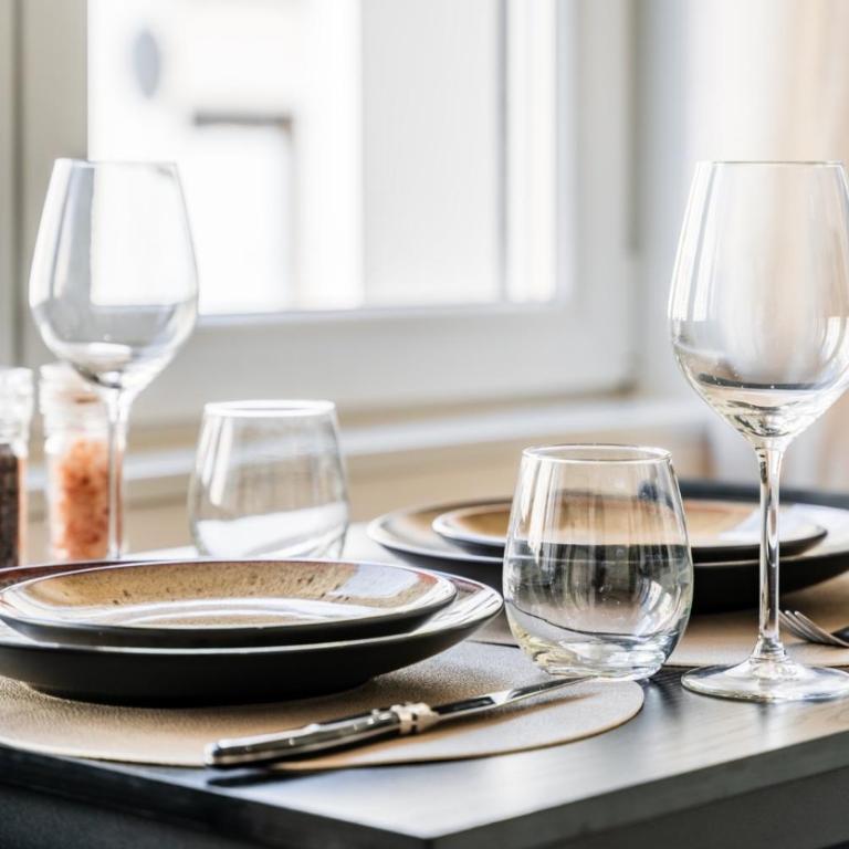 Climatisé, Luxe, Refait à neuf, à 300m de la gare SNCF - Apartment mit 1 Schlafzimmer - 9