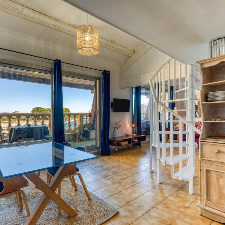 T3 avec TERRASSE avec VUE EXCEPTIONNELLE sur les QUAIS de SETE - Apartment - 28