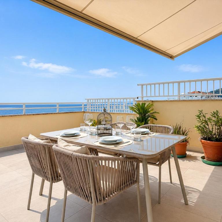 Hostdomus - Sky and Sand Rooftop - Appartamento con 3 Camere da Letto - 4