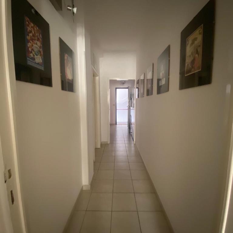 Casa Rosso Melograno - Appartamento Deluxe con 2 Camere da Letto e Balcone - 19