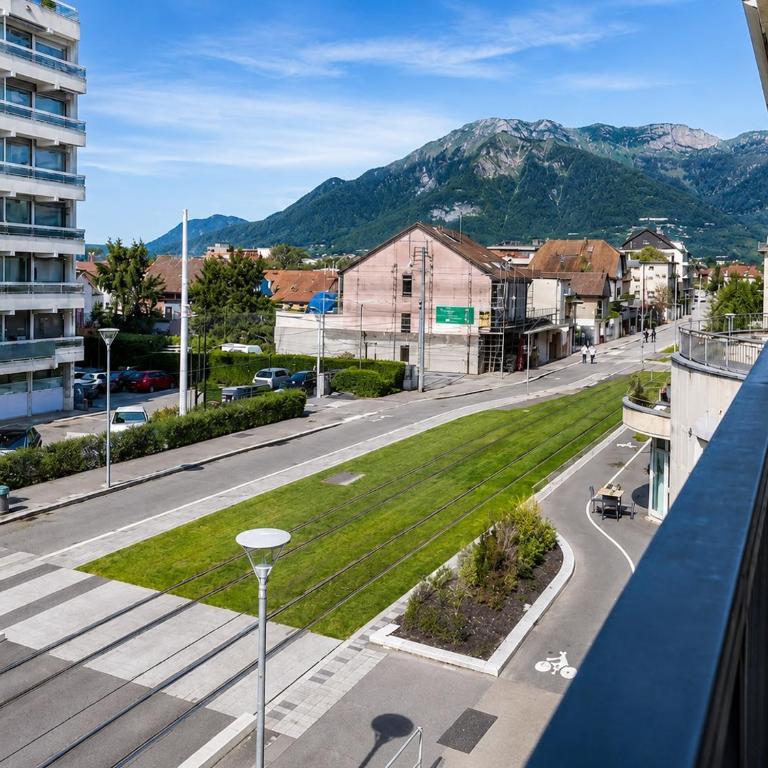 Bright Studio with Balcony, Tram 17, Gaillard, Geneva - Appartement 1 Chambre - 9