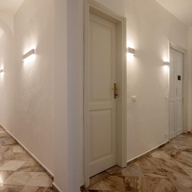 Elegant Charme Apartment near Cinque Terre Free Garage 600m far - Three-Bedroom Apartment - 26