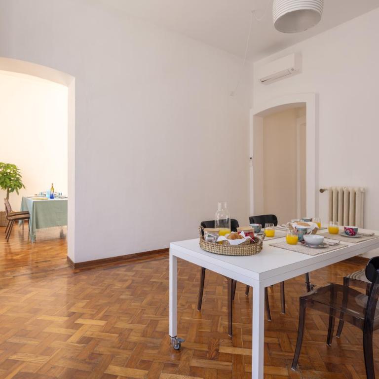 Elegant Charme Apartment near Cinque Terre Free Garage 600m far - Three-Bedroom Apartment - 30