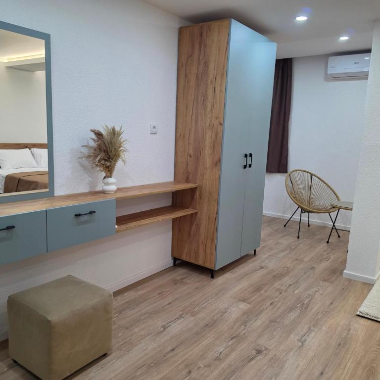Apartments Lati - Deluxe Doppelzimmer (2 Erwachsene & 1 Kind) - 3