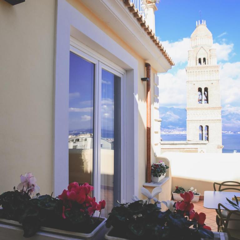 Il Viaggiatore Gaeta Medievale B&B - Deluxe Double Room with Balcony and Sea View - 2