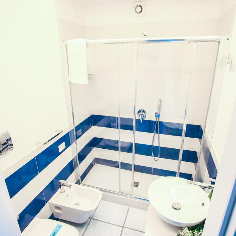 Il Viaggiatore Gaeta Medievale B&B - Deluxe Double Room with Balcony and Sea View - 16