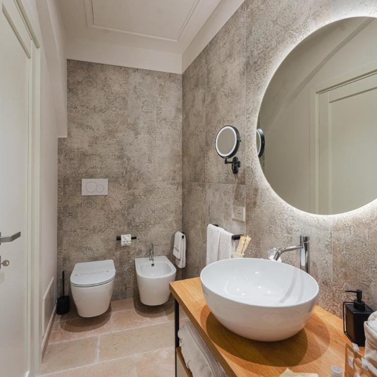 Notabile Rooms - Puglia Mia Apartments - Camera Matrimoniale Deluxe con Vasca - 11