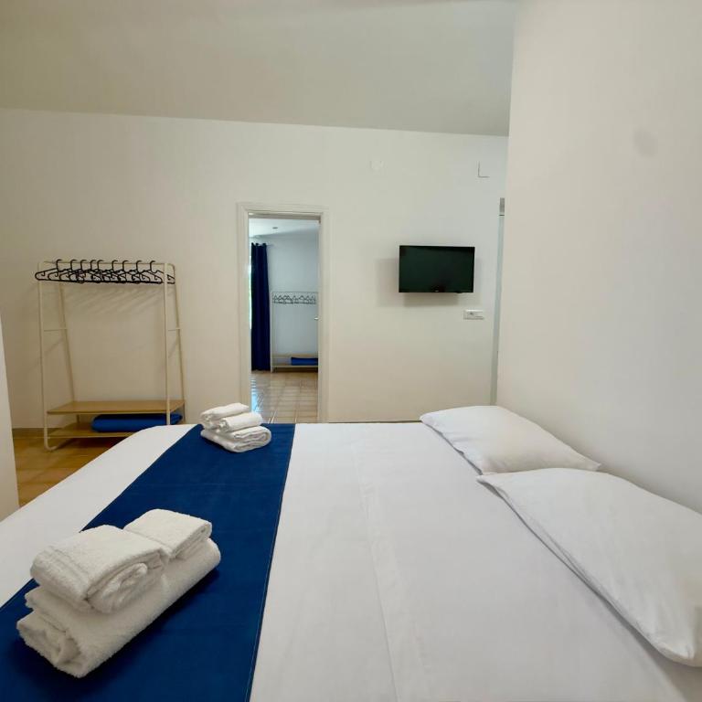Imperiale Sicily House - Two-Bedroom Apartment - 13