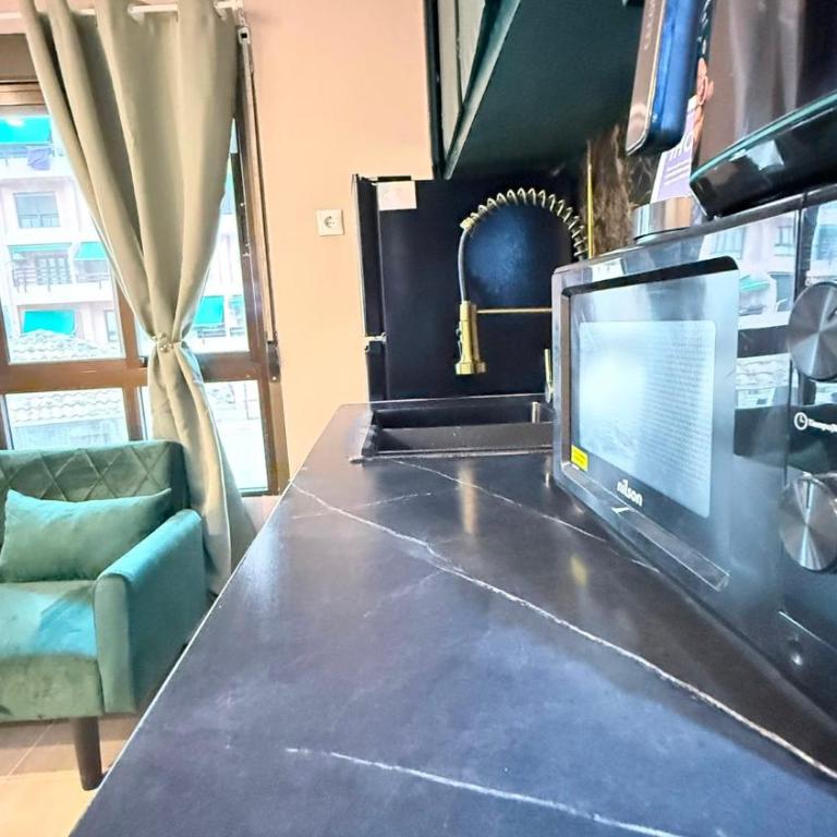 Paraíso Frente al Mar con Hidromasaje Piscina y Minigolf - Apartamento de 2 dormitorios con balcón y vistas al mar - 11