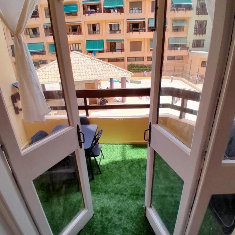 Paraíso Frente al Mar con Hidromasaje Piscina y Minigolf - Apartamento de 2 dormitorios con balcón y vistas al mar - 19