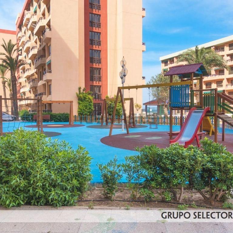 Paraíso Frente al Mar con Hidromasaje Piscina y Minigolf - Apartamento de 2 dormitorios con balcón y vistas al mar - 33