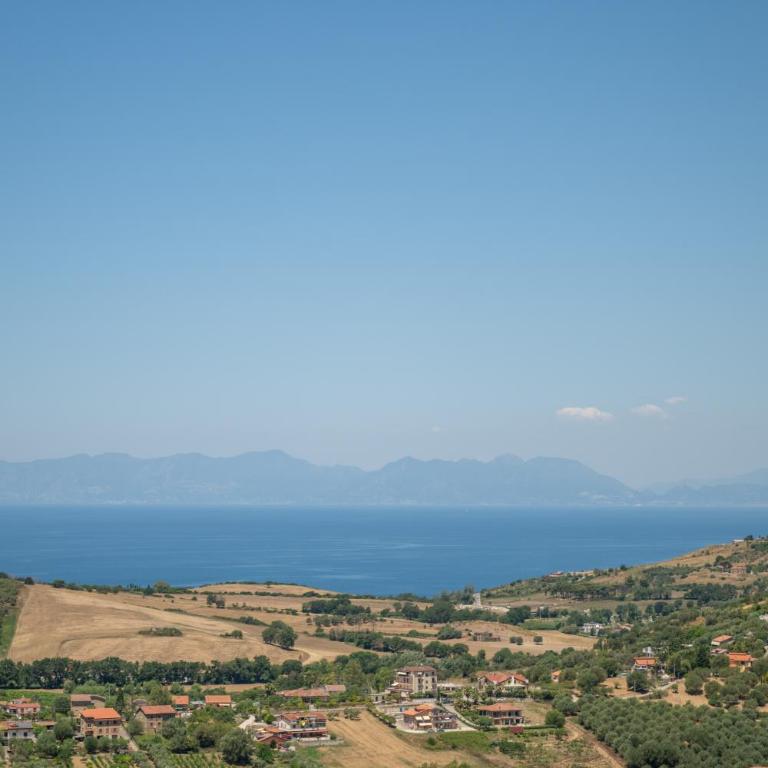 Villa Teresa - Camera Familiare con Terrazza - 6