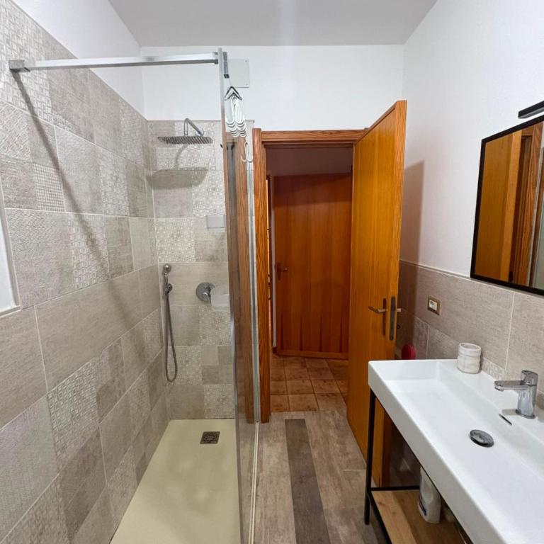 Casa Magnolia - Appartamento con 2 Camere da Letto e Vista Giardino - 19