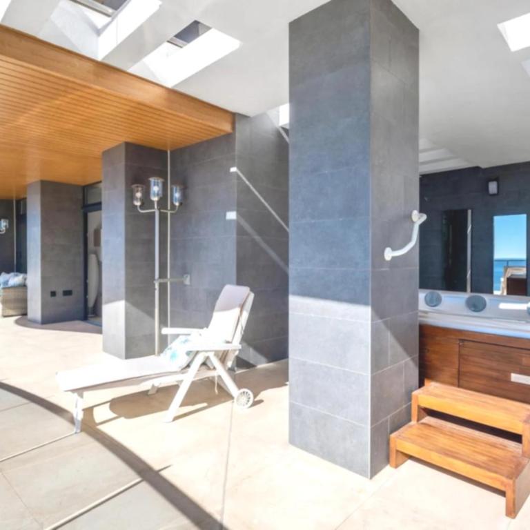 Apartment Mar Serena Sea View Jacuzzi Benidorm - Apartment with Sea View - 9