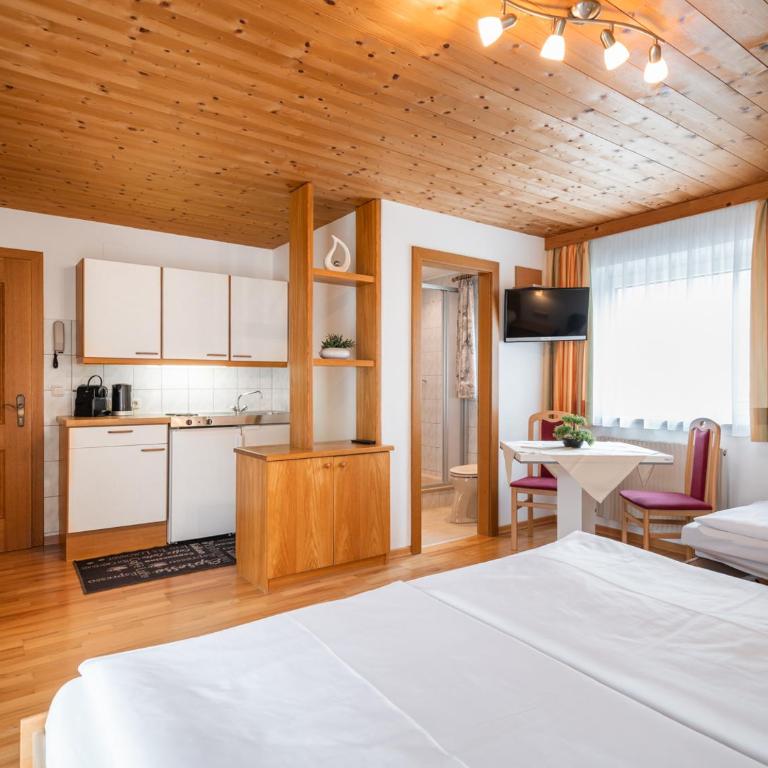 Appartements Sonnberg by we rent - Apartamento de 1 dormitorio con balcón - 4