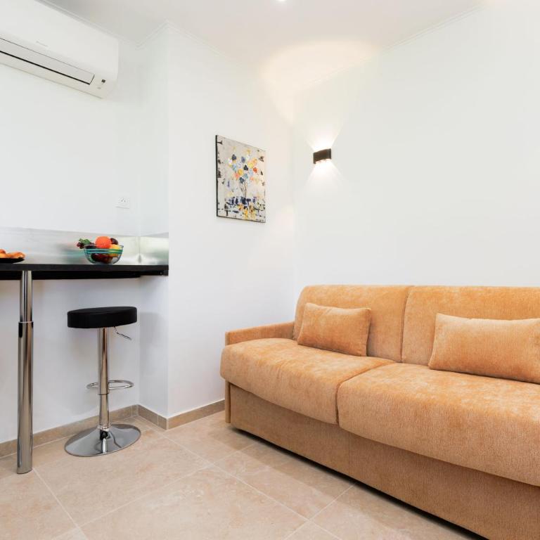 Upstays Cosy Studio 15m2 with pool and quiet - Appartement 1 Chambre - 13