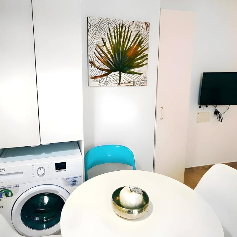 Acogedor estudio en pleno centro con aire acondicionado - Apartment - 6