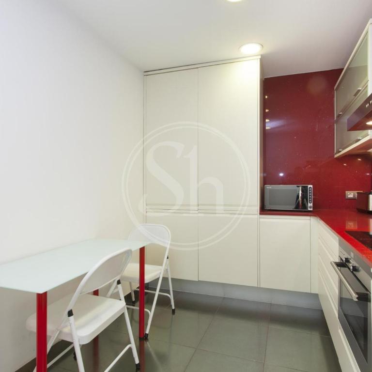 Passeig de Gràcia Apartment with Terrace and Views of Plaça Catalunya - Apartment mit 2 Schlafzimmern - 4
