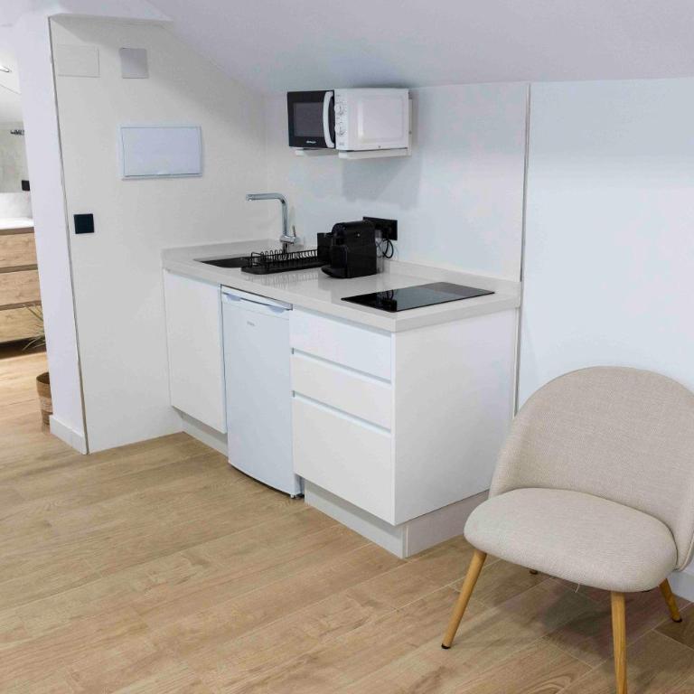 MiRa San Basilio - Studio mit Terrasse - 7
