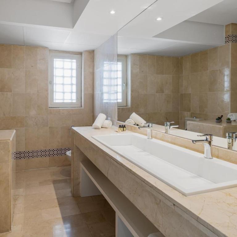 Stylish Sea view apartment in Playas del Duque - Apartment mit 2 Schlafzimmern - 20