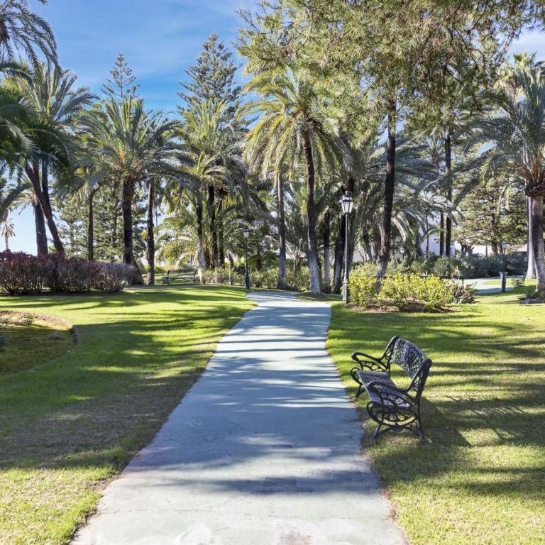 Stylish Sea view apartment in Playas del Duque - Apartment mit 2 Schlafzimmern - 32