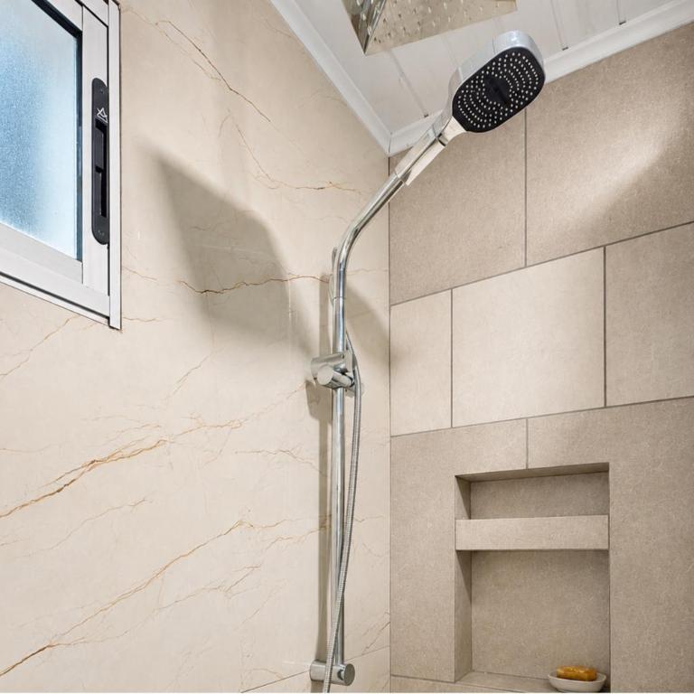Moderno apto con terraza a cuadras del Shopping Terminal - One-Bedroom Apartment - 19