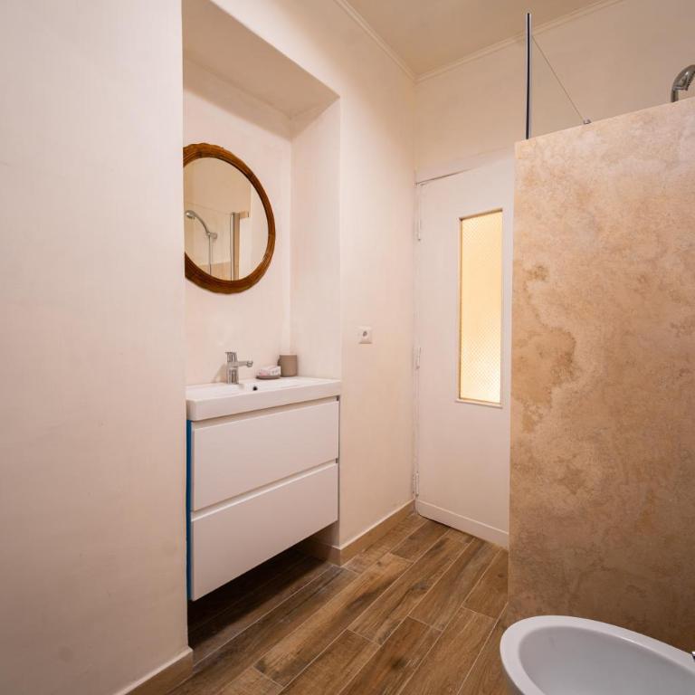 Suite Rione Monti - Appartamento con 2 Camere da Letto - 9