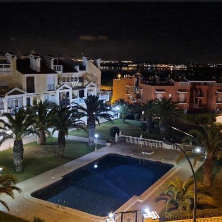Estudio Torreblanca - Estudio con sofá cama - 2