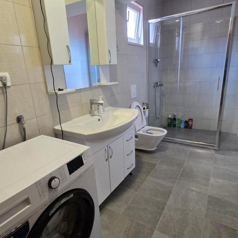 Comfortable 3 bedrooms sea view apartment - Apartman sa 3 Spavaće Sobe i Balkonom - 22