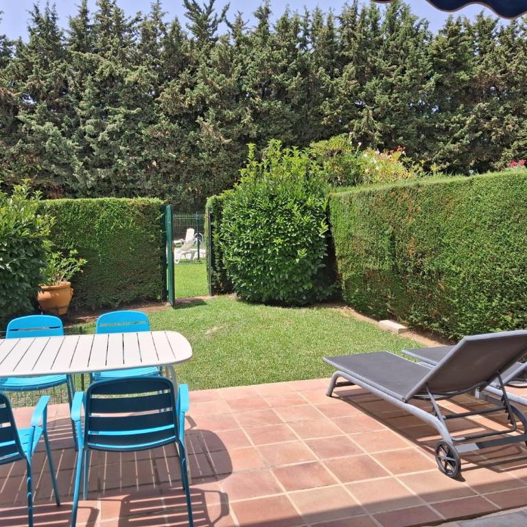 2 Bed Garden Apartment Benavista Direct Pool Access Walk to Golf, Tennis & Amenities - Appartamento con 2 Camere da Letto - 28