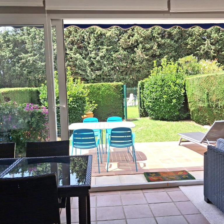 2 Bed Garden Apartment Benavista Direct Pool Access Walk to Golf, Tennis & Amenities - Appartamento con 2 Camere da Letto - 27