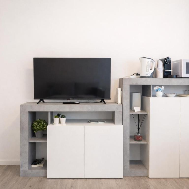 Cozy Urban Retreat, 2BR, Family Escape in Rome - Appartamento con 2 Camere da Letto - 24