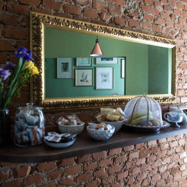 Frími Boutique Rooms b&b - Four-Bedroom Deluxe Apartment - 36