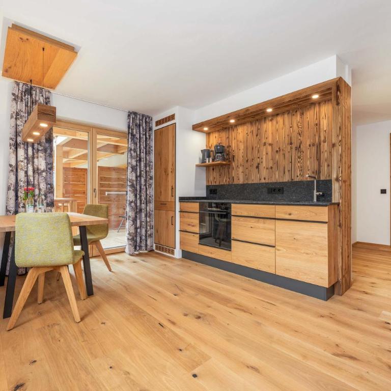 Landhaus Lengg - Apartment mit Balkon - 1
