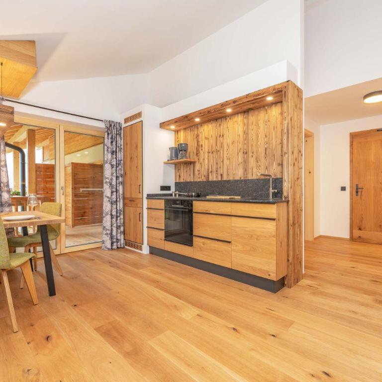 Landhaus Lengg - Apartment mit Aussicht und Balkon - 2
