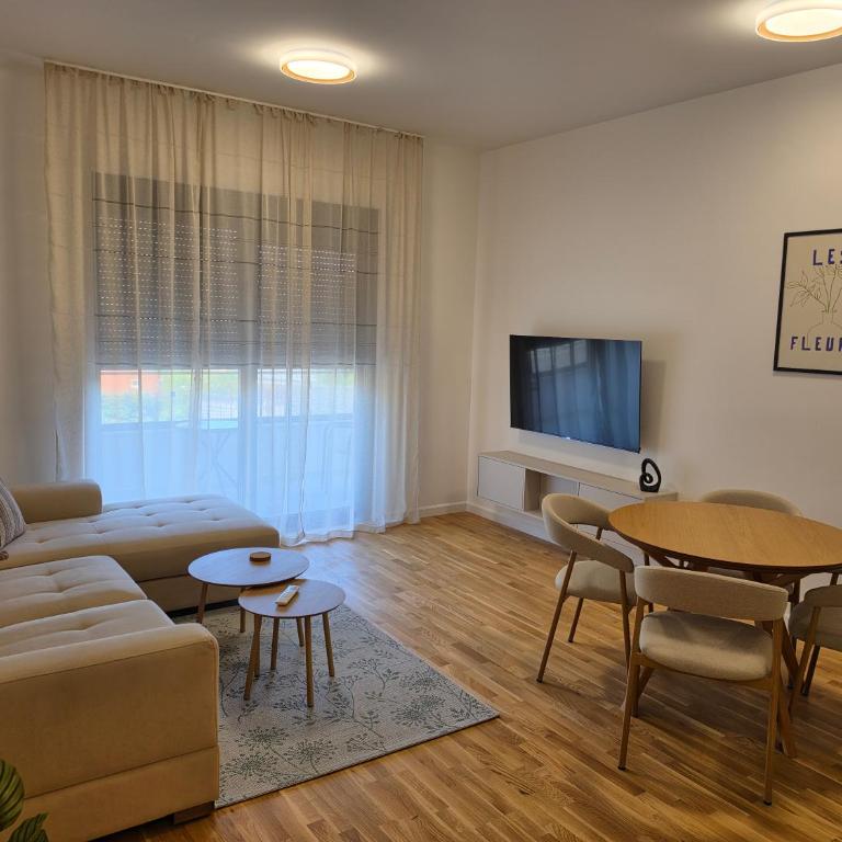 Residence 1538-1 - One-Bedroom Apartment - 1