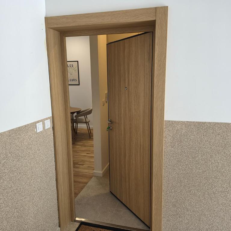 Residence 1538-1 - One-Bedroom Apartment - 3