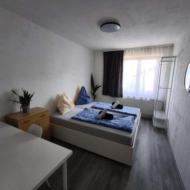 Modern Flat in Quaint Residence with Idyllic Garden - Apartment mit 3 Schlafzimmern - 5
