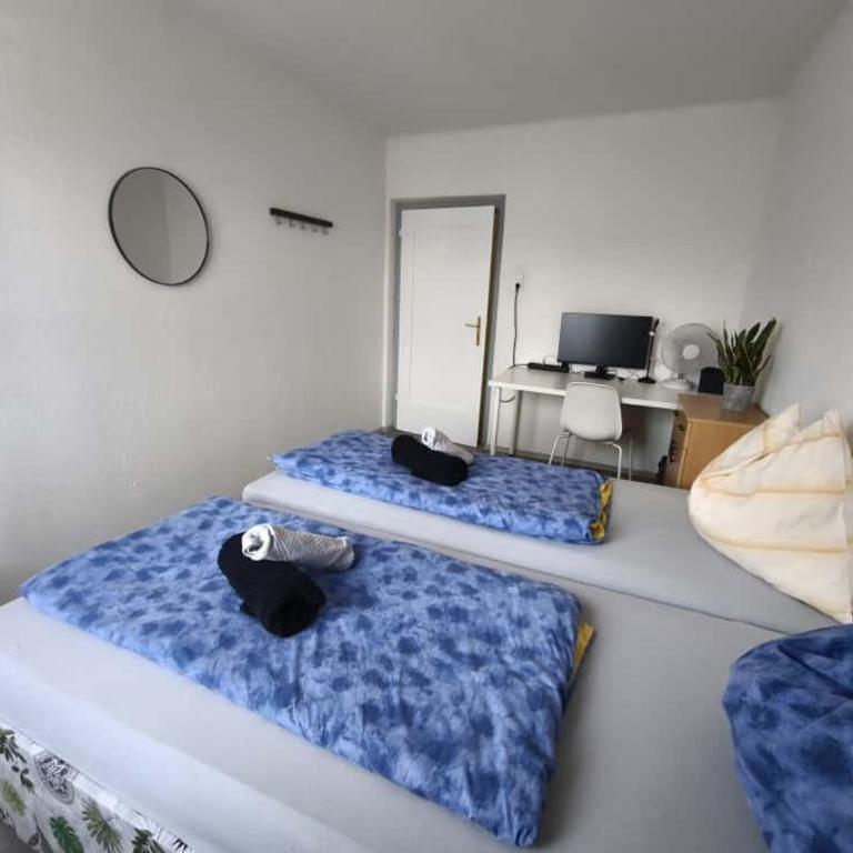 Modern Flat in Quaint Residence with Idyllic Garden - Apartment mit 3 Schlafzimmern - 6
