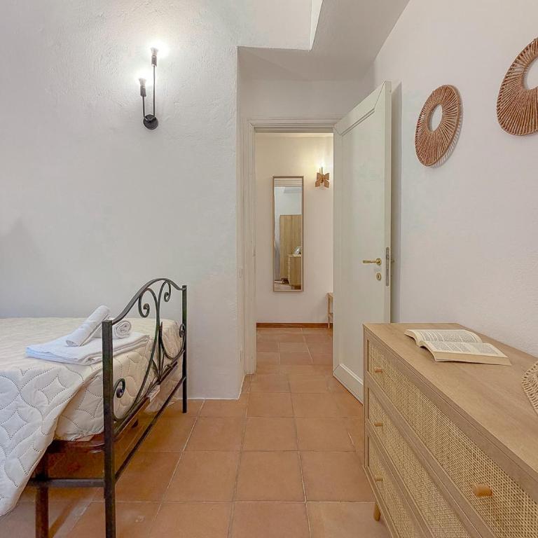 Sea View over Portisco Bay - Spacious 3BR Home - Clima by Host Hero - Apartment - 27