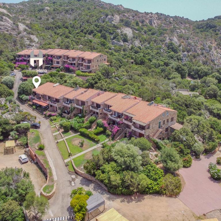 Sea View over Portisco Bay - Spacious 3BR Home - Clima by Host Hero - Apartment - 48