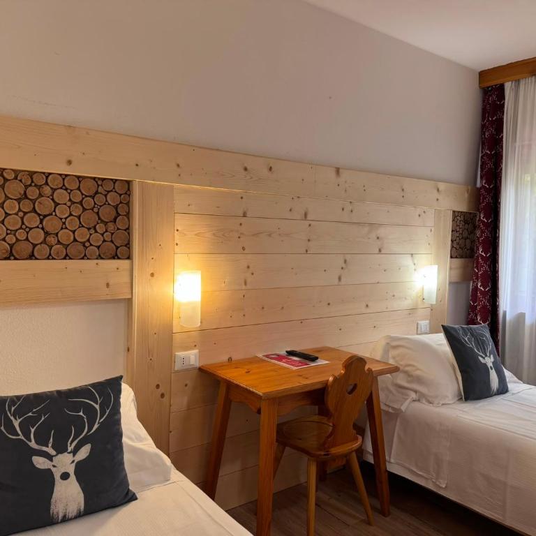 Albergo Scoiattolo Dolomites Experience - Camera Quadrupla Standard - 1