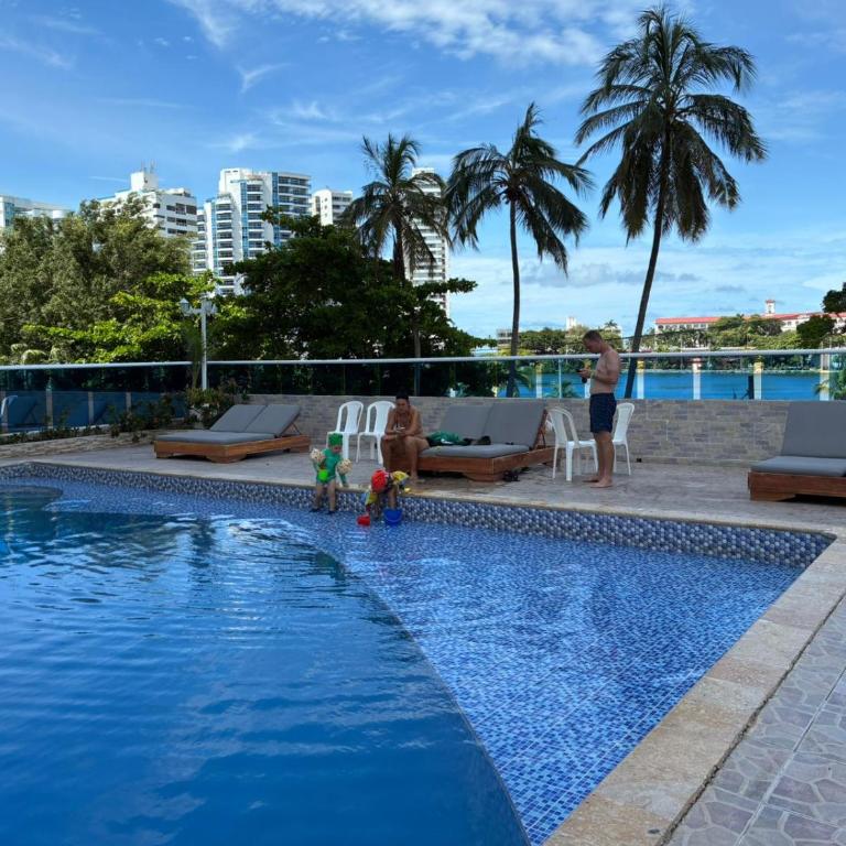 Cómodo apartamento con vista al mar - Two-Bedroom Apartment - 14
