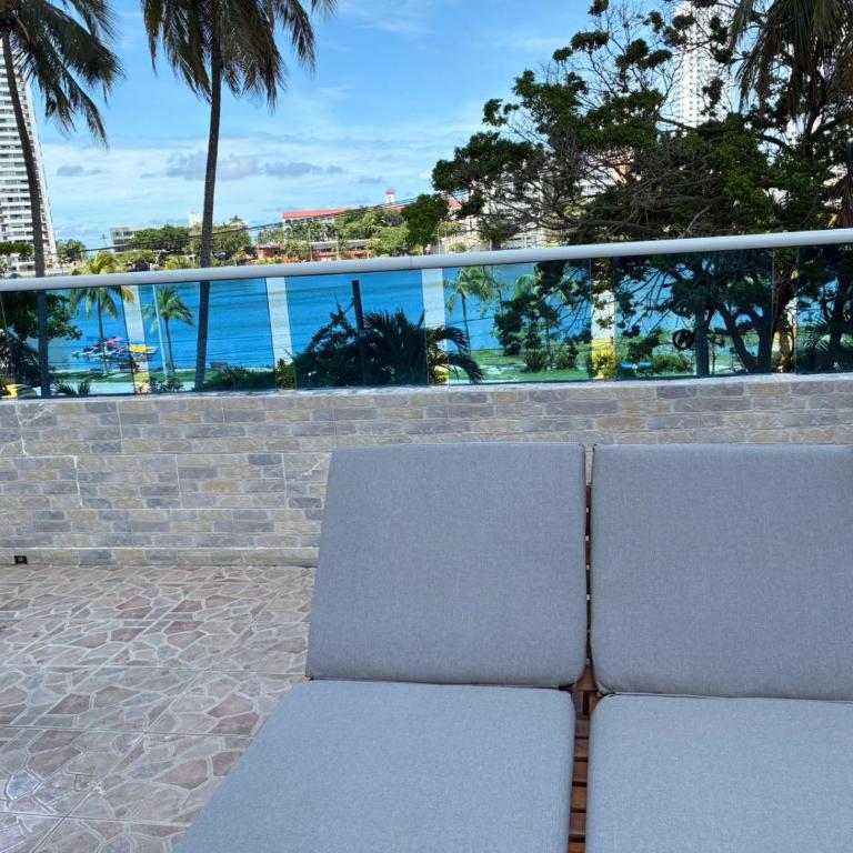 Cómodo apartamento con vista al mar - Two-Bedroom Apartment - 18